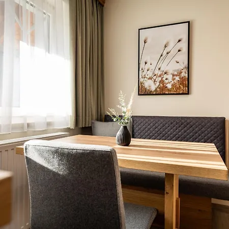 Apartmán Haus Meneweger *