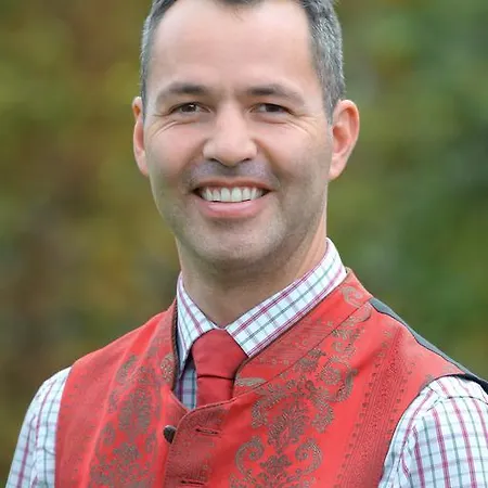 Haus Meneweger Apartament *