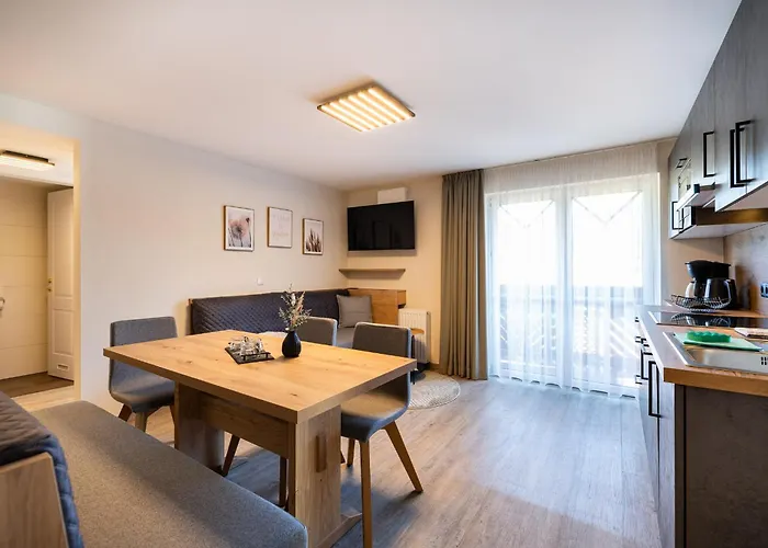 Haus Meneweger Apartment *