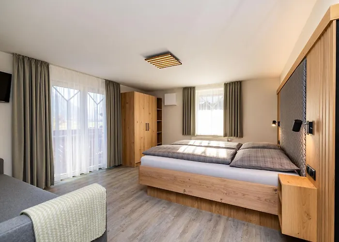 Haus Meneweger Apartment Flachau