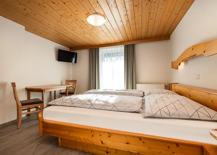 Haus Meneweger Apartment *